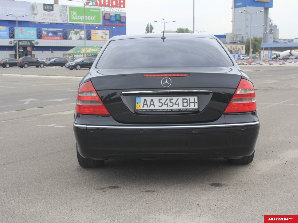 Mercedes-Benz E 200 Elegance 2003 года за 271 344 грн в Киеве