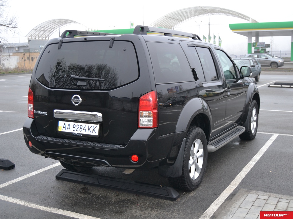 Nissan Pathfinder  2012 года за 673 336 грн в Киеве
