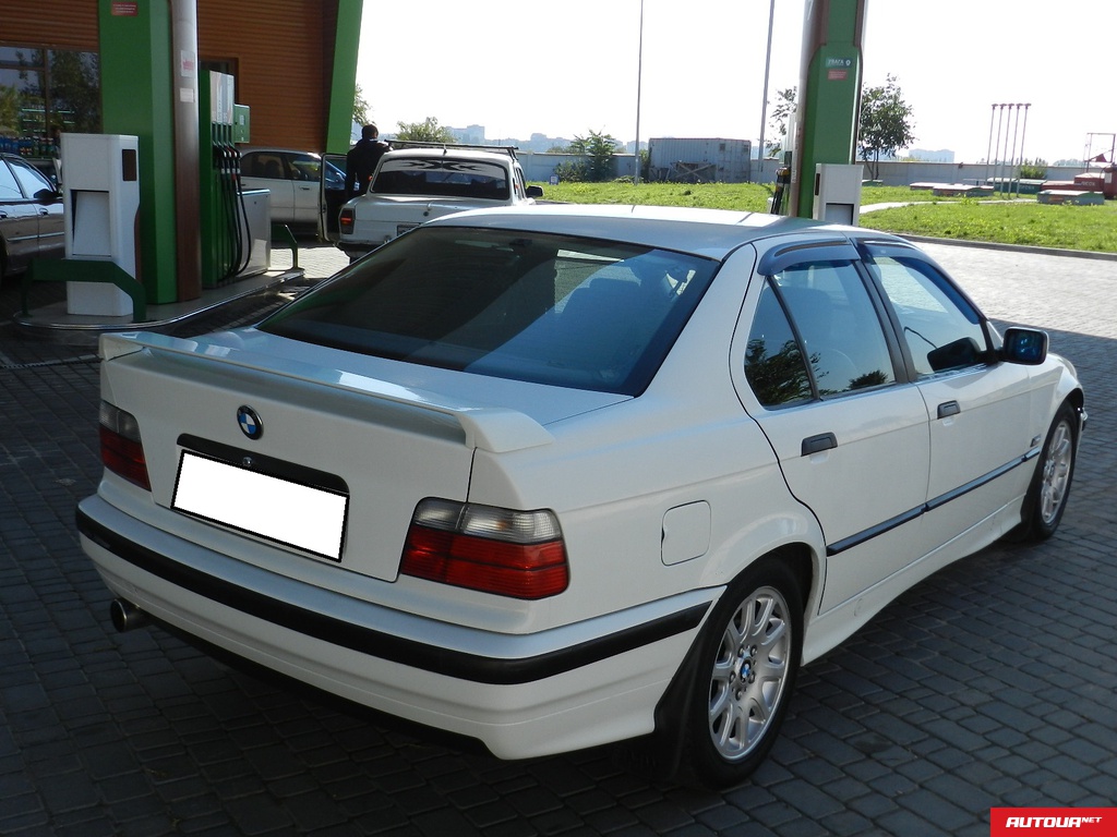 BMW 318  1996 года за 126 870 грн в Одессе