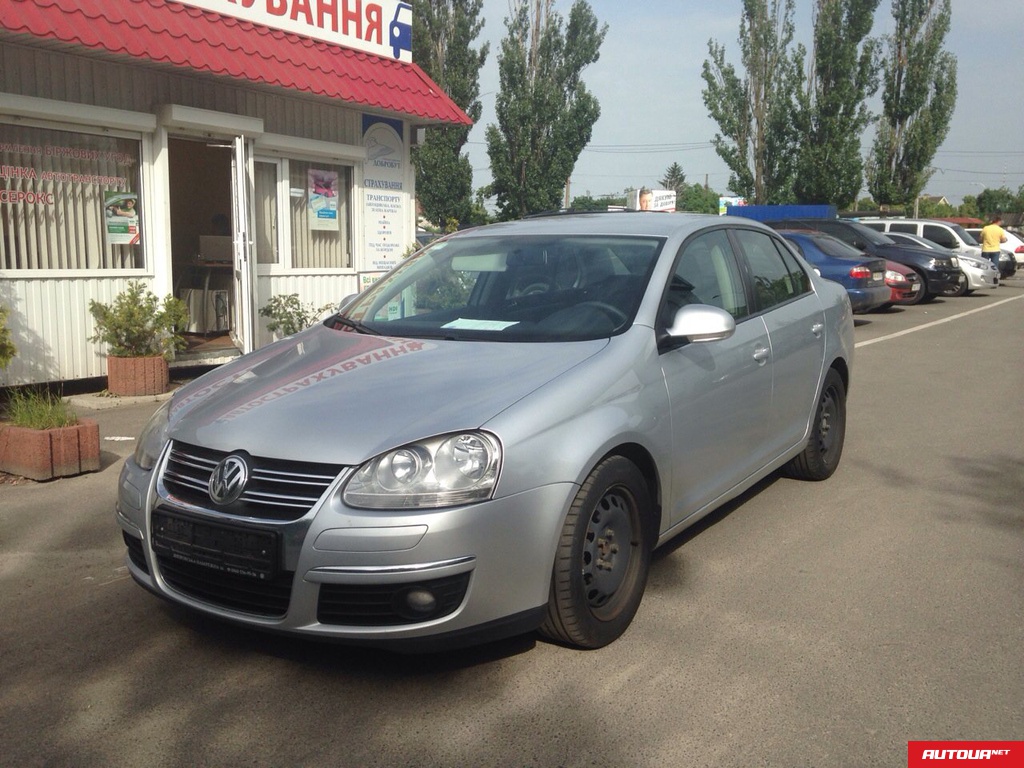 Volkswagen Jetta  2010 года за 418 401 грн в Киеве