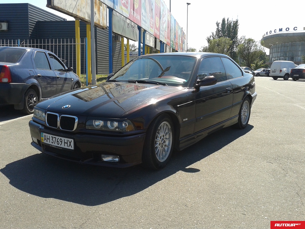 BMW 325i  1991 года за 161 935 грн в Донецке