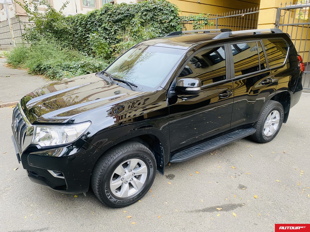 Toyota Land Cruiser Prado Comfort 2018 года за 829 755 грн в Киеве