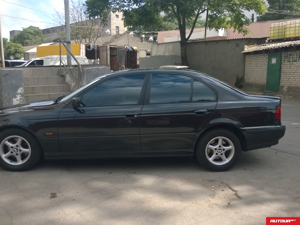 BMW 528i  1999 года за 310 426 грн в Одессе