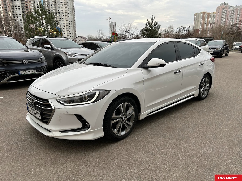 Hyundai Elantra 2.0 АТ максимальна 2017 года за 590 000 грн в Киеве