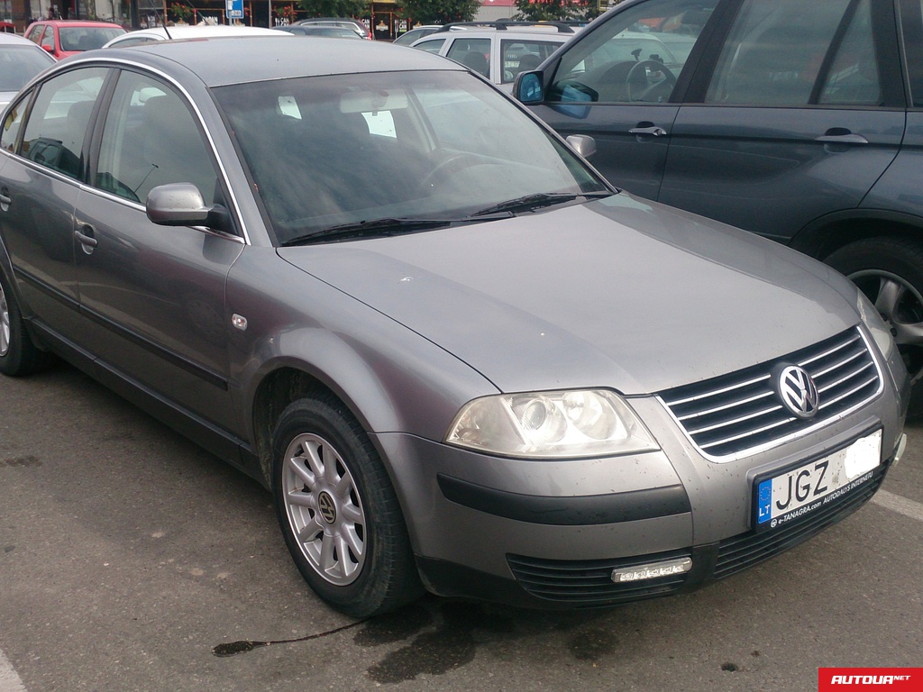 Volkswagen Passat  2001 года за 43 122 грн в Киеве