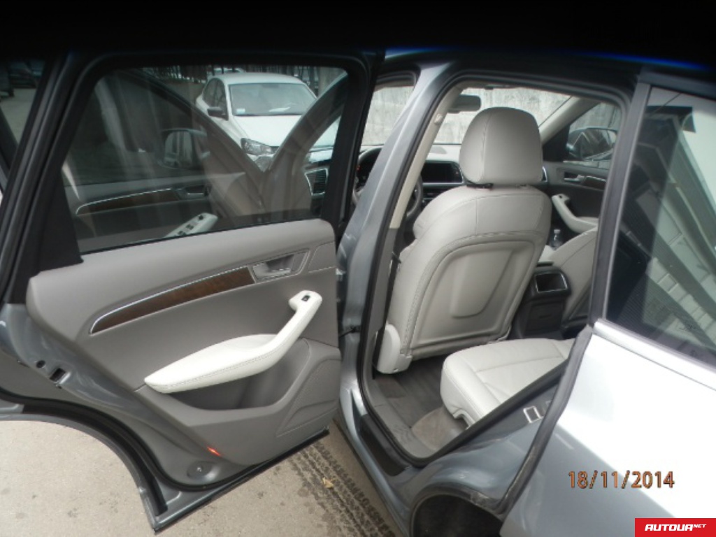 Audi Q5  2011 года за 944 506 грн в Киеве