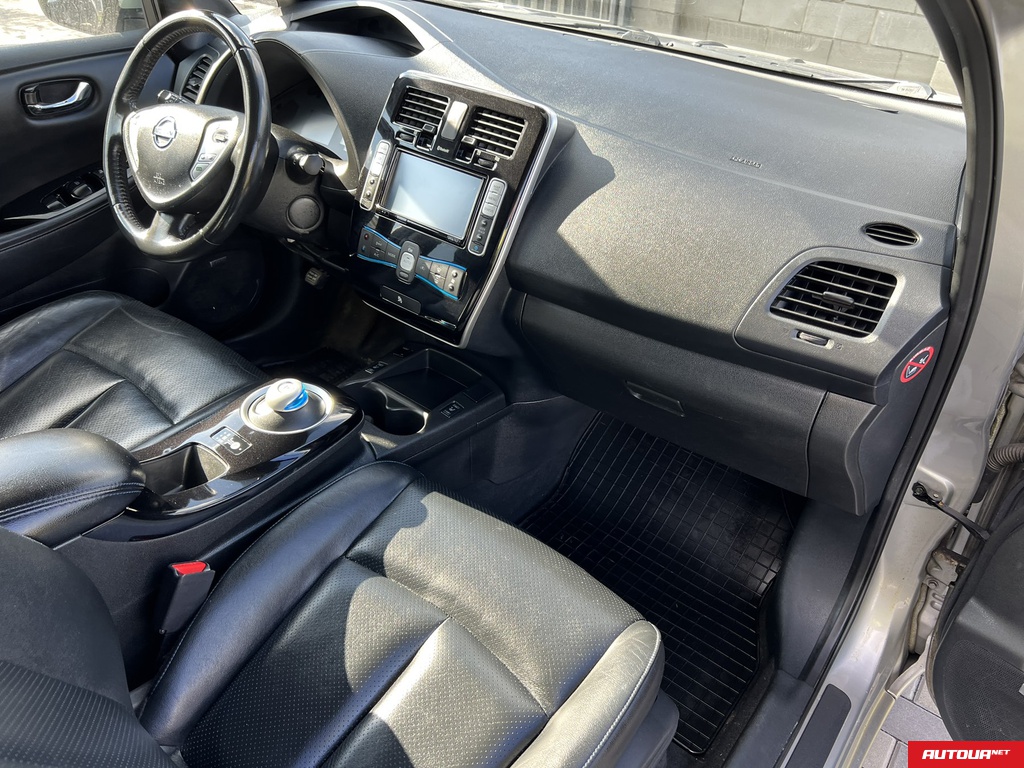 Nissan Leaf Техна 2015 года за 284 958 грн в Киеве