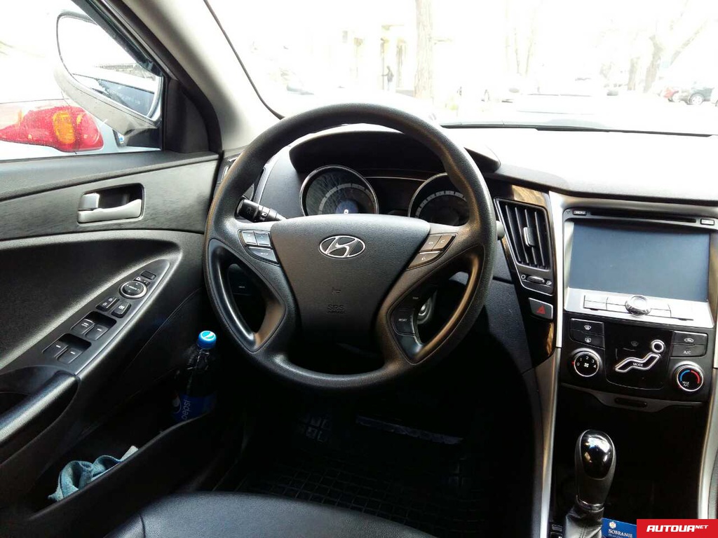 Hyundai Sonata 2,0 LPI Prestig 2012 года за 339 183 грн в Одессе