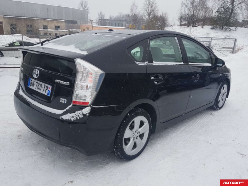 Toyota Prius  2011 года за 235 330 грн в Киеве