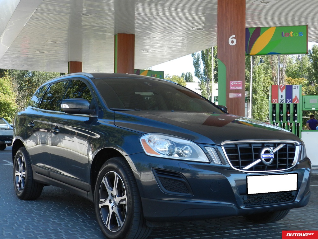 Volvo XC60  2013 года за 807 109 грн в Одессе