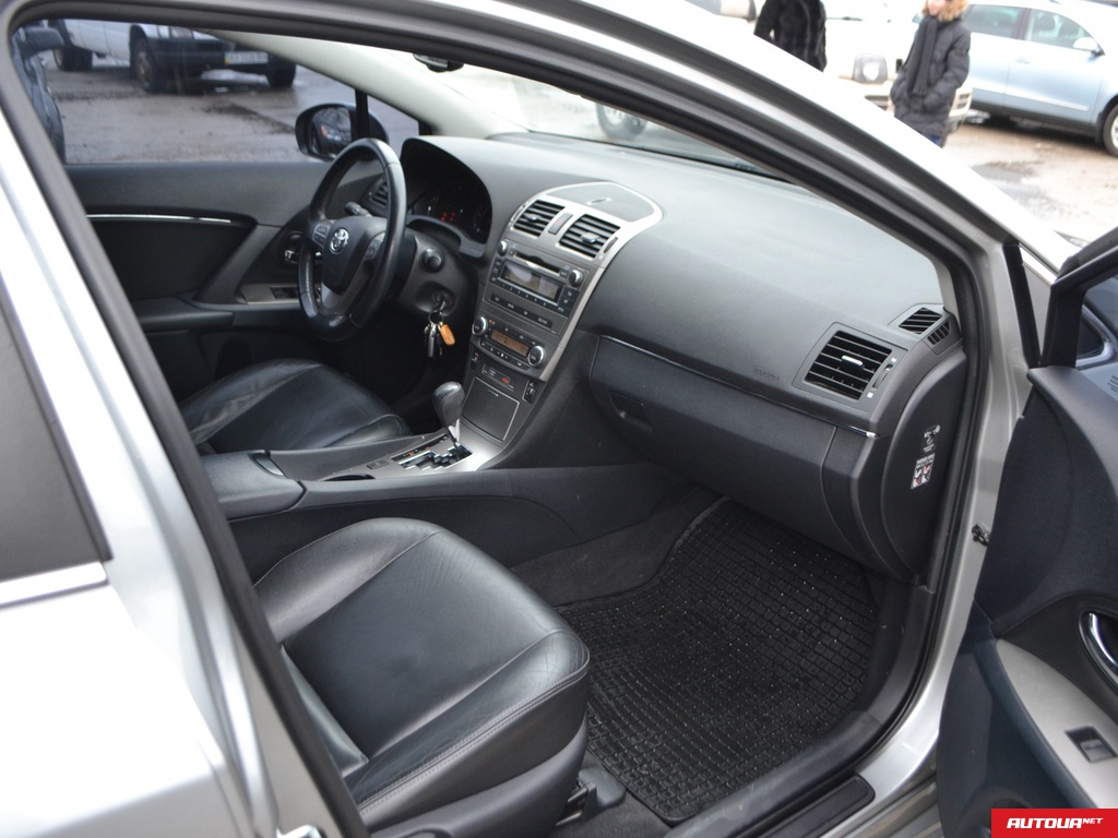 Toyota Avensis  2011 года за 352 119 грн в Киеве