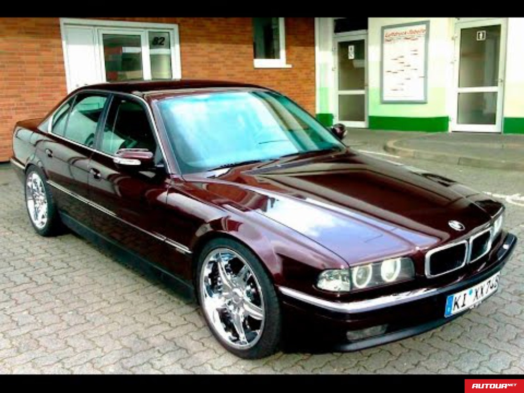 BMW 7 Серия  2001 года за 200 грн в Киеве