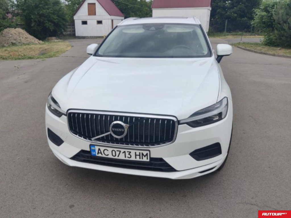 Volvo XC60 Momentum 2019 года за 781 981 грн в Луцке