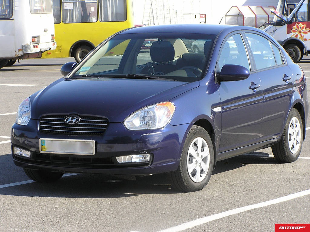 Hyundai Accent 1.6 МТ полная комплектация 2008 года за 78 000 грн в Ужгороде