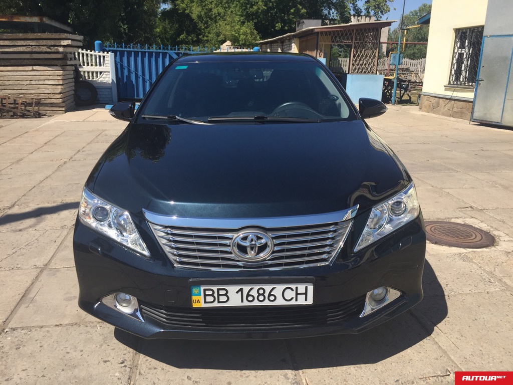 Toyota Camry Базовая 2012 года за 593 859 грн в Лисичанске