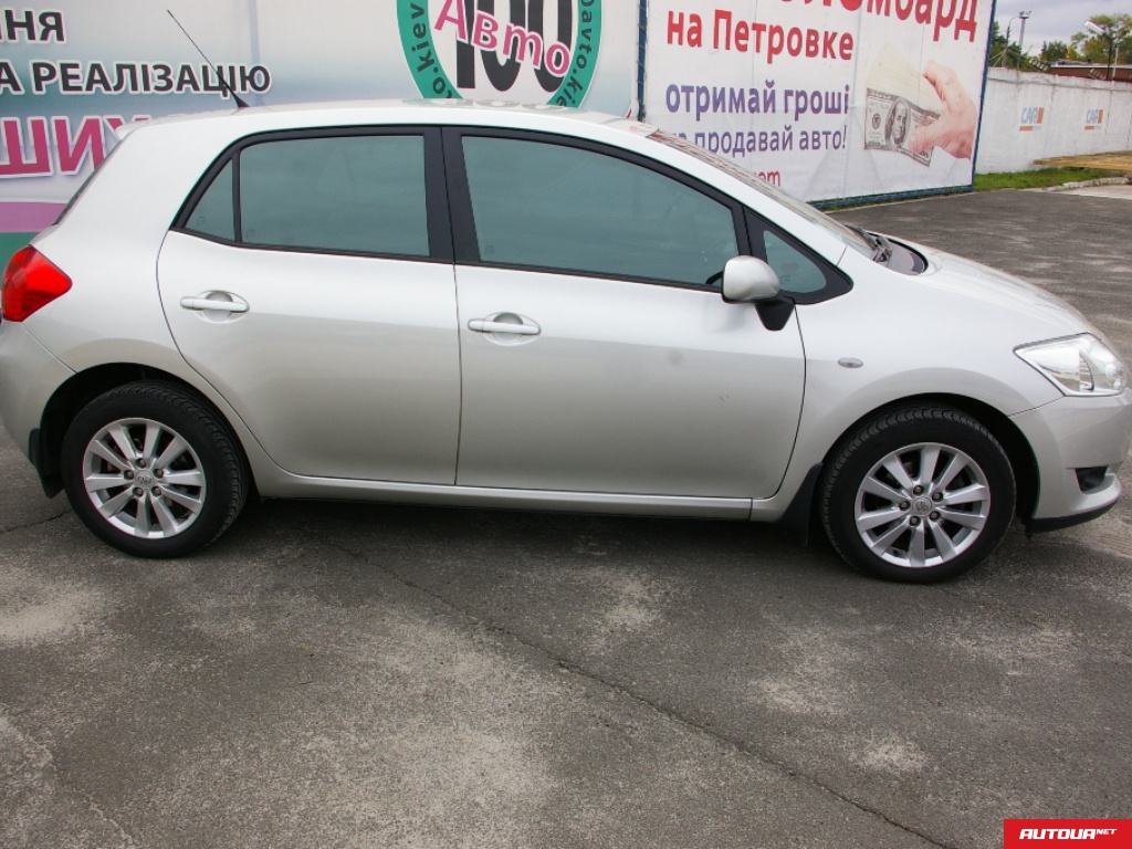 Toyota Auris 1.6 2008 года за 391 407 грн в Киеве