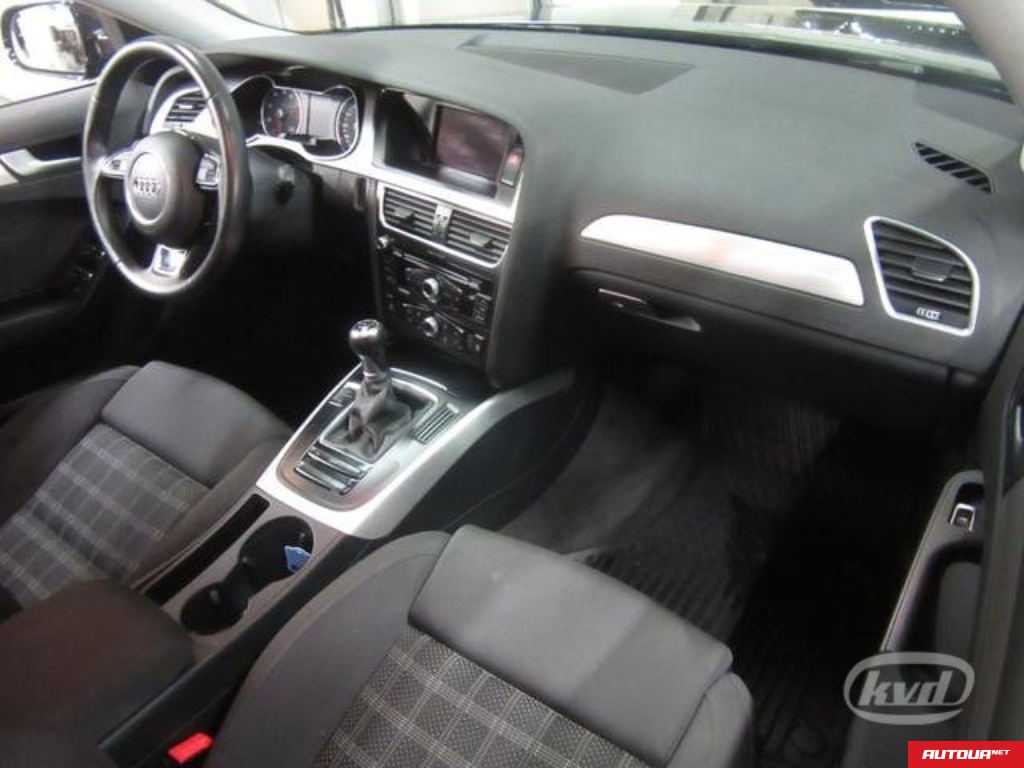Audi A4 2.0 TFSI E85 Avant Sports Edition  2013 года за 567 531 грн в Днепре