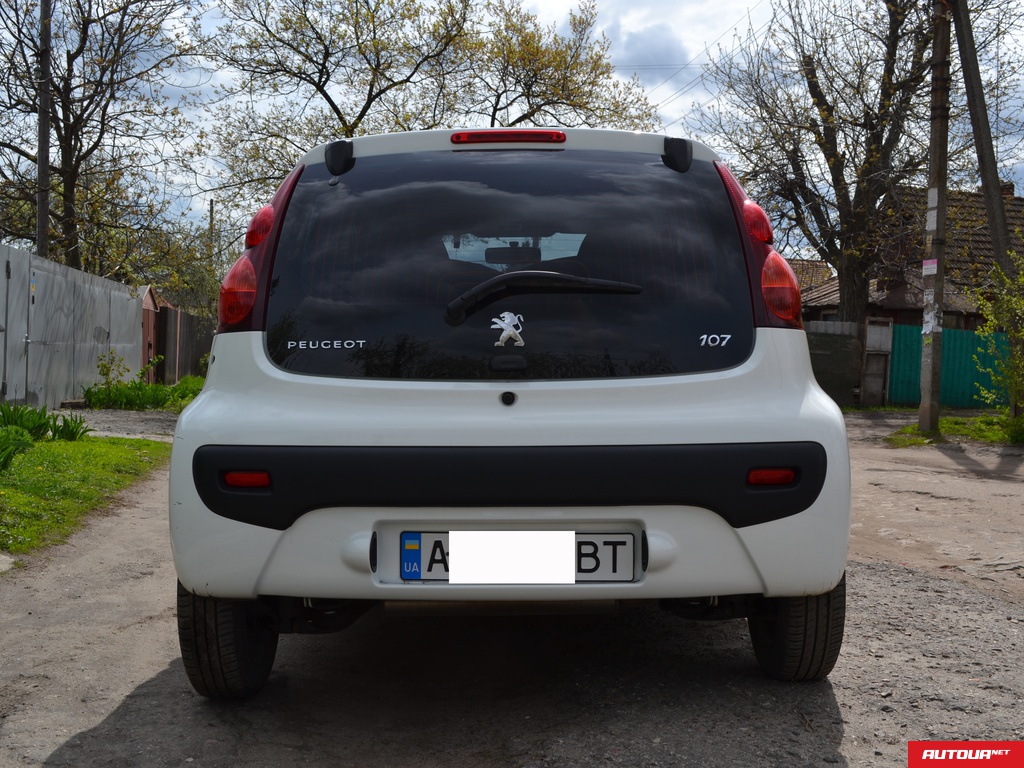 Peugeot 107  2013 года за 272 635 грн в Харькове