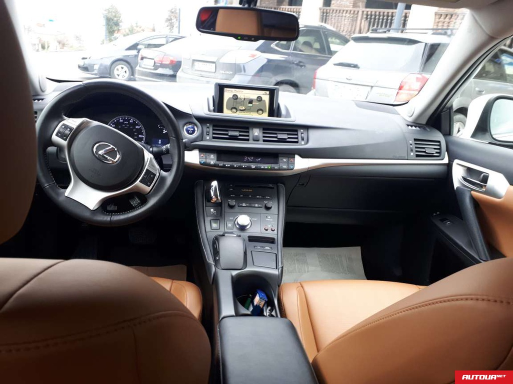 Lexus CT 200h Premium 2012 года за 243 220 грн в Киеве