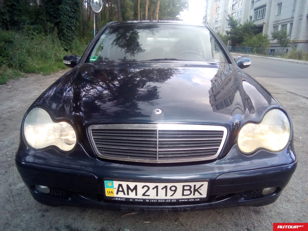 Mercedes-Benz C 200  2001 года за 127 581 грн в Киеве