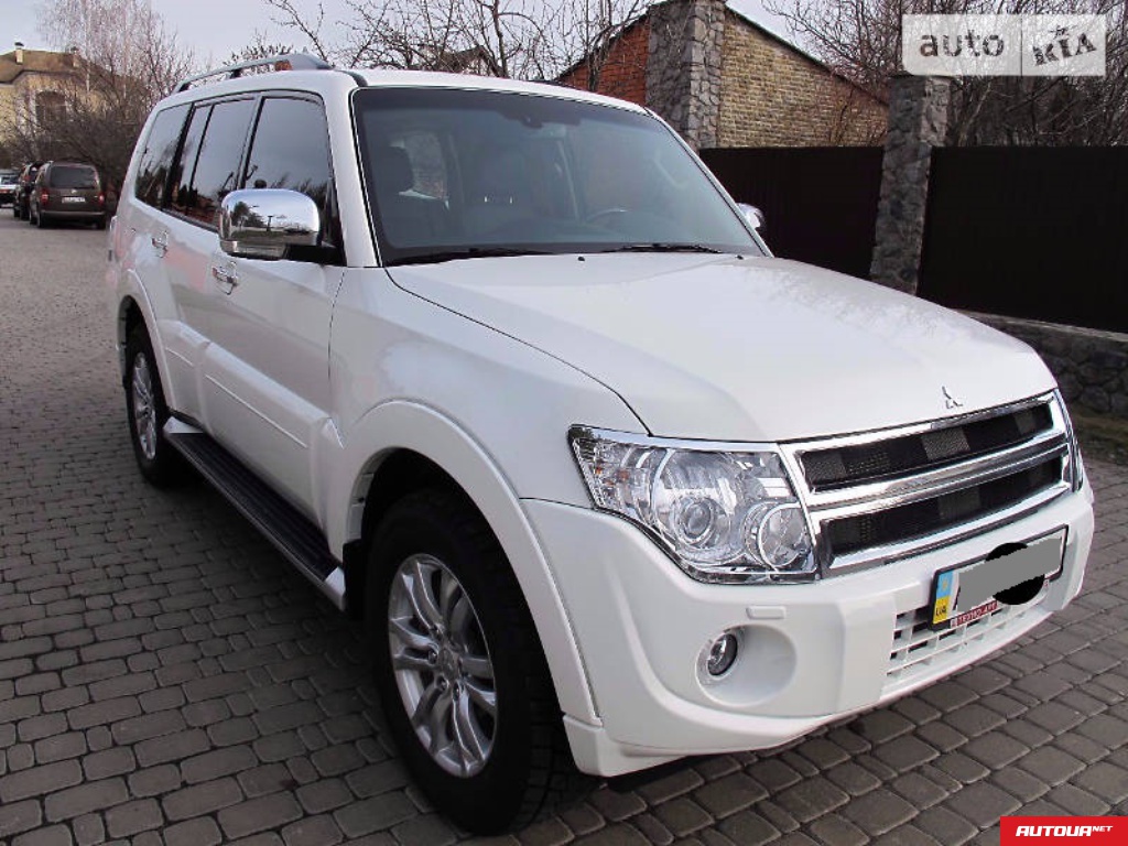 Mitsubishi Pajero  2014 года за 879 738 грн в Киеве