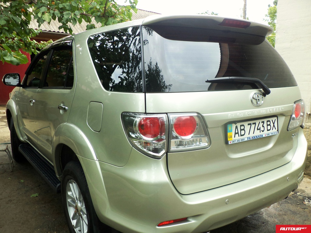 Toyota Fortuner  2013 года за 755 821 грн в Виннице