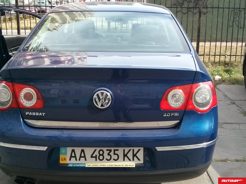 Volkswagen Passat 2.0 fsi HighLine 2006 года за 305 028 грн в Киеве