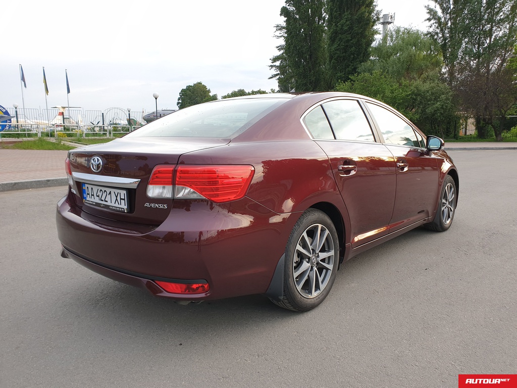 Toyota Avensis  2013 года за 460 332 грн в Одессе