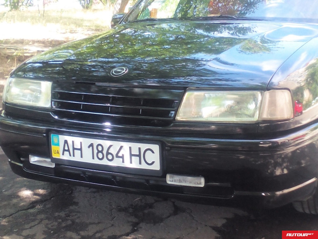 Opel Vectra 1.6 1990 года за 79 963 грн в Донецке