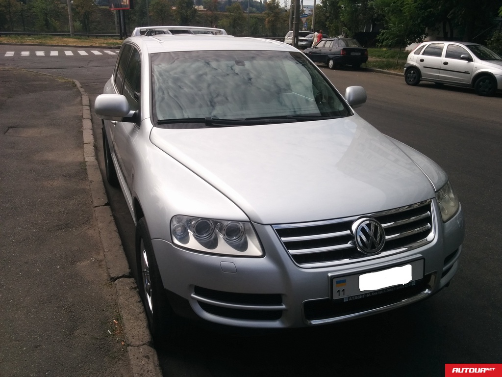 Volkswagen Touareg v10 2005 года за 553 369 грн в Киеве