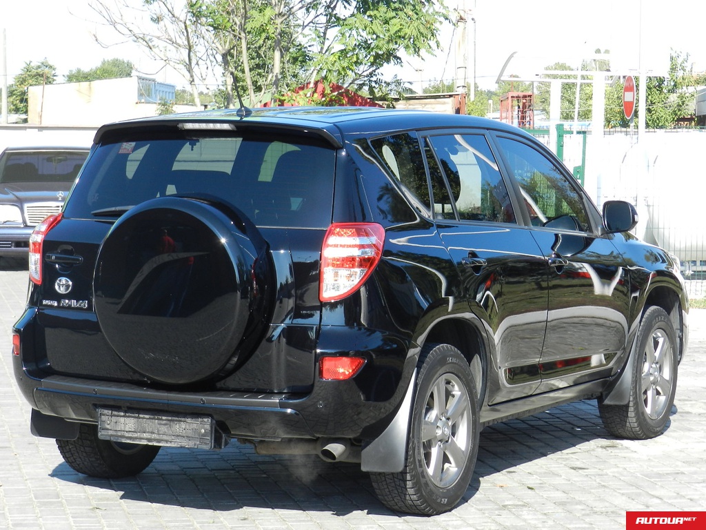 Toyota RAV 4  2013 года за 612 755 грн в Одессе