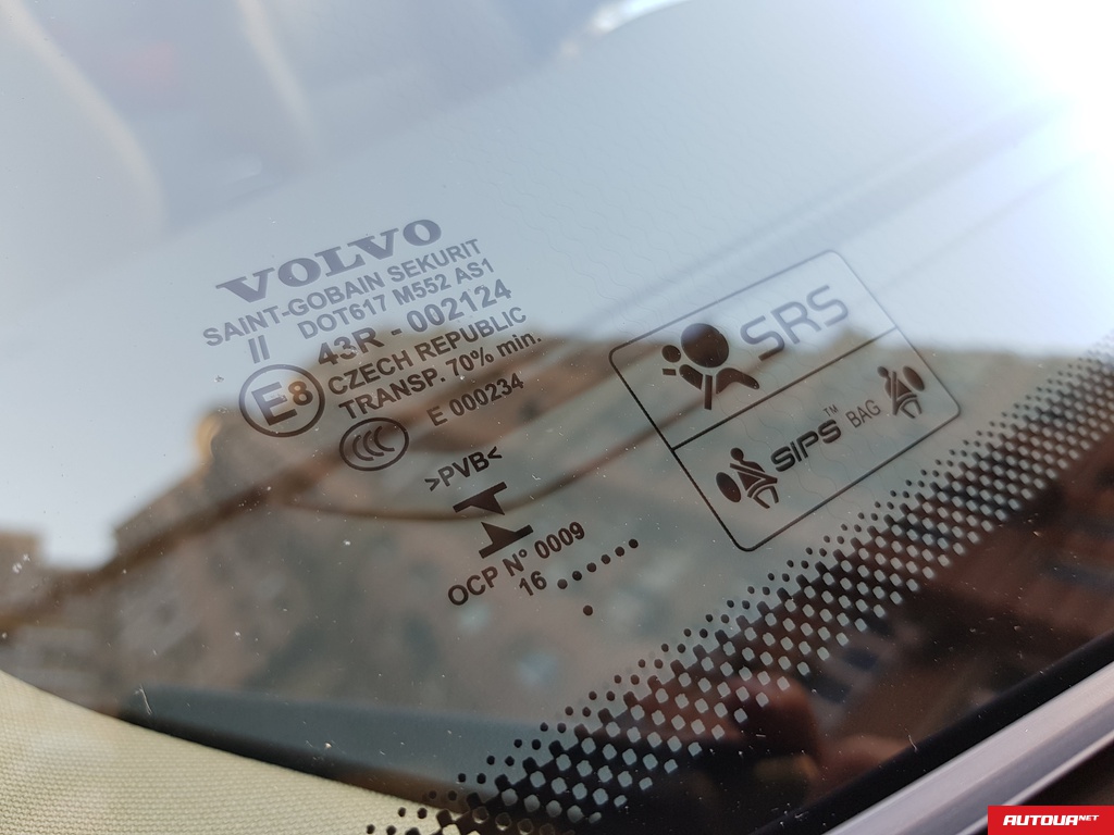 Volvo XC60  2017 года за 1 048 405 грн в Киеве