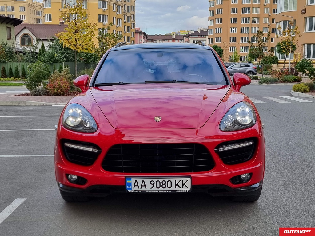 Porsche Cayenne GTS 2013 года за 854 874 грн в Киеве