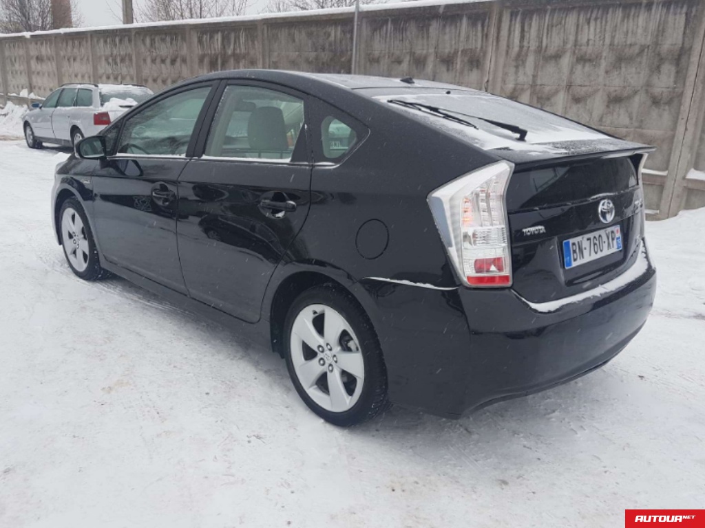 Toyota Prius  2011 года за 235 330 грн в Киеве