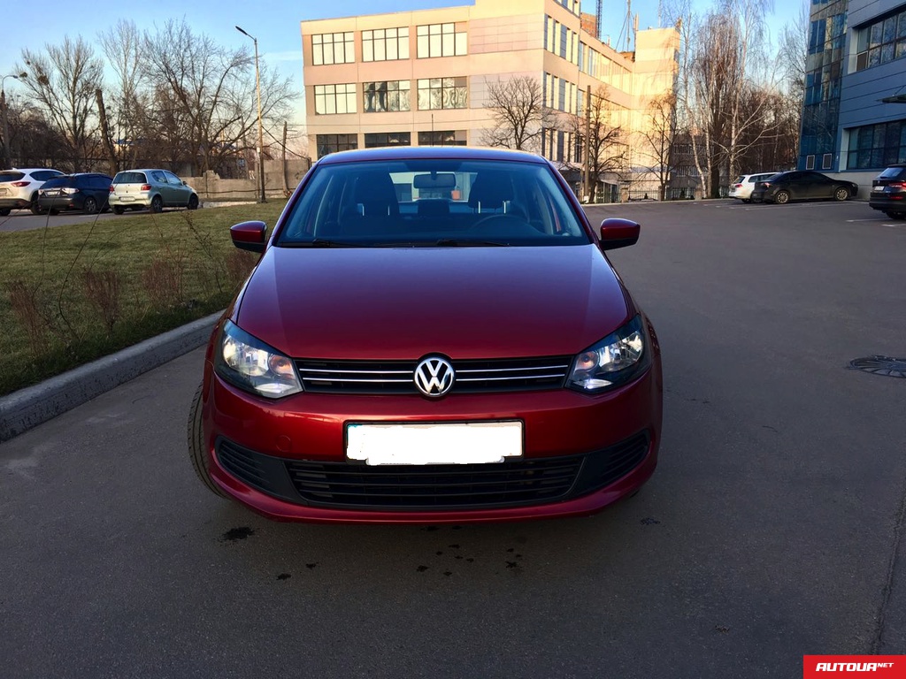 Volkswagen Polo 1.6 AT Comfort 2012 года за 269 339 грн в Киеве