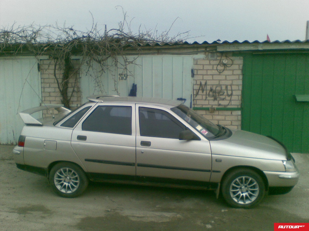 Lada (ВАЗ) 2110  2001 года за 121 471 грн в Херсне
