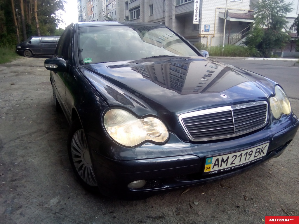 Mercedes-Benz C 200  2001 года за 127 581 грн в Киеве