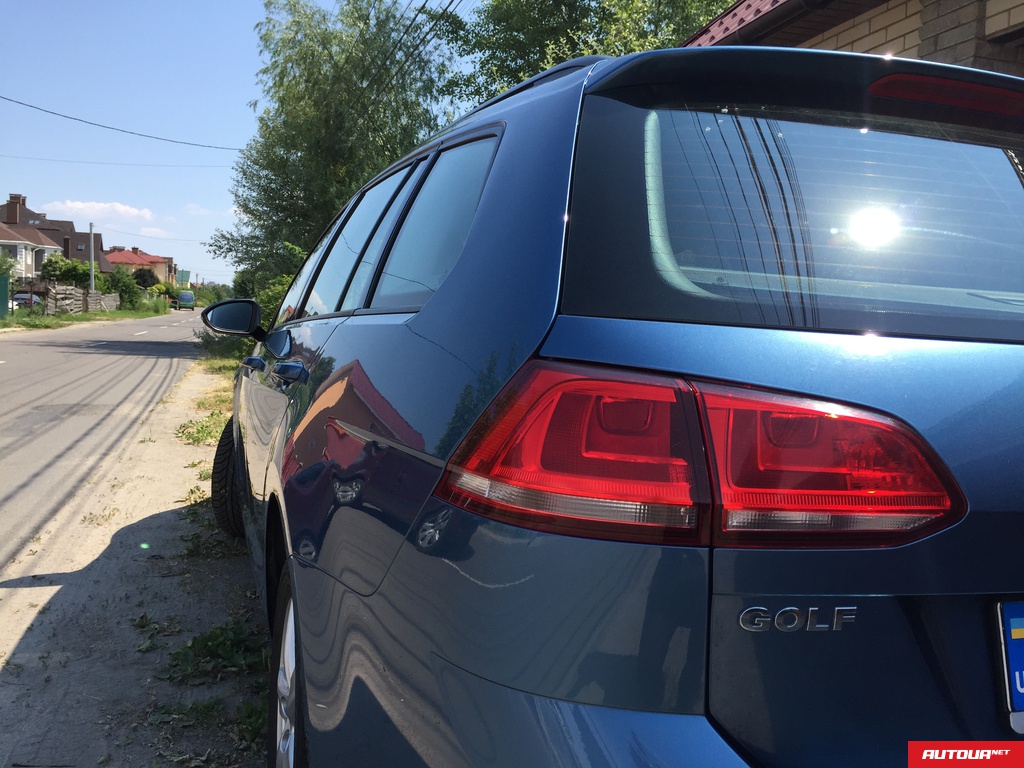 Volkswagen Golf Variant 4Motion 4x4 2016 года за 372 113 грн в Киеве