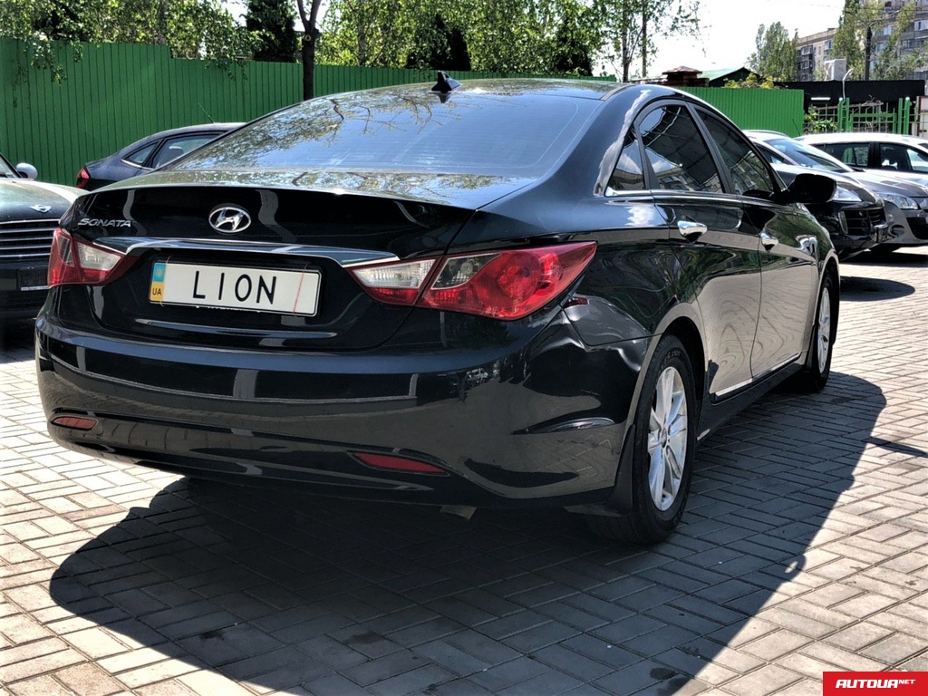 Hyundai Sonata  2012 года за 236 354 грн в Одессе
