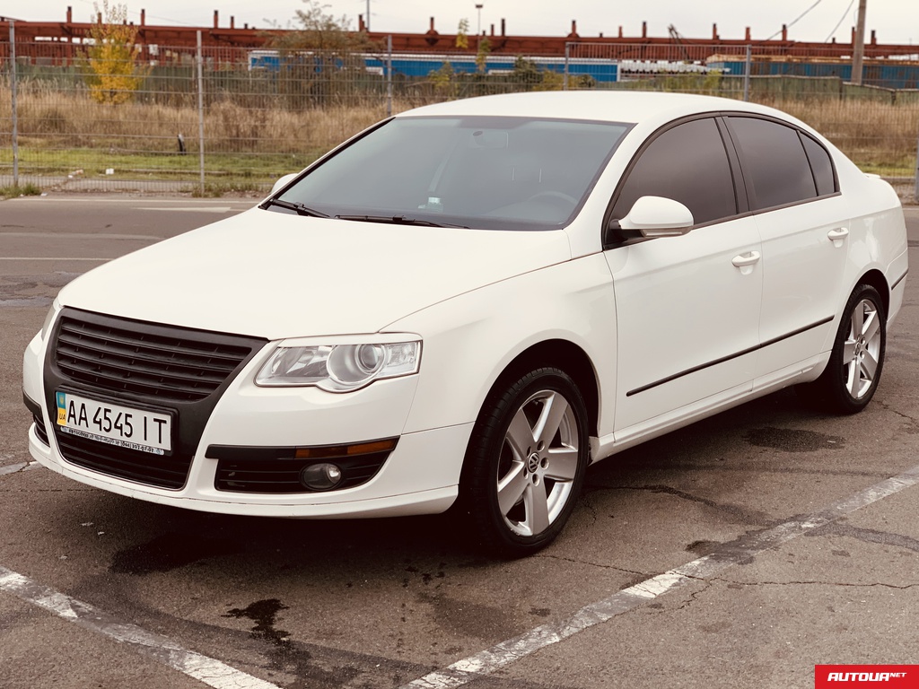Volkswagen Passat 1.8 АТ 2009 года за 213 724 грн в Киеве