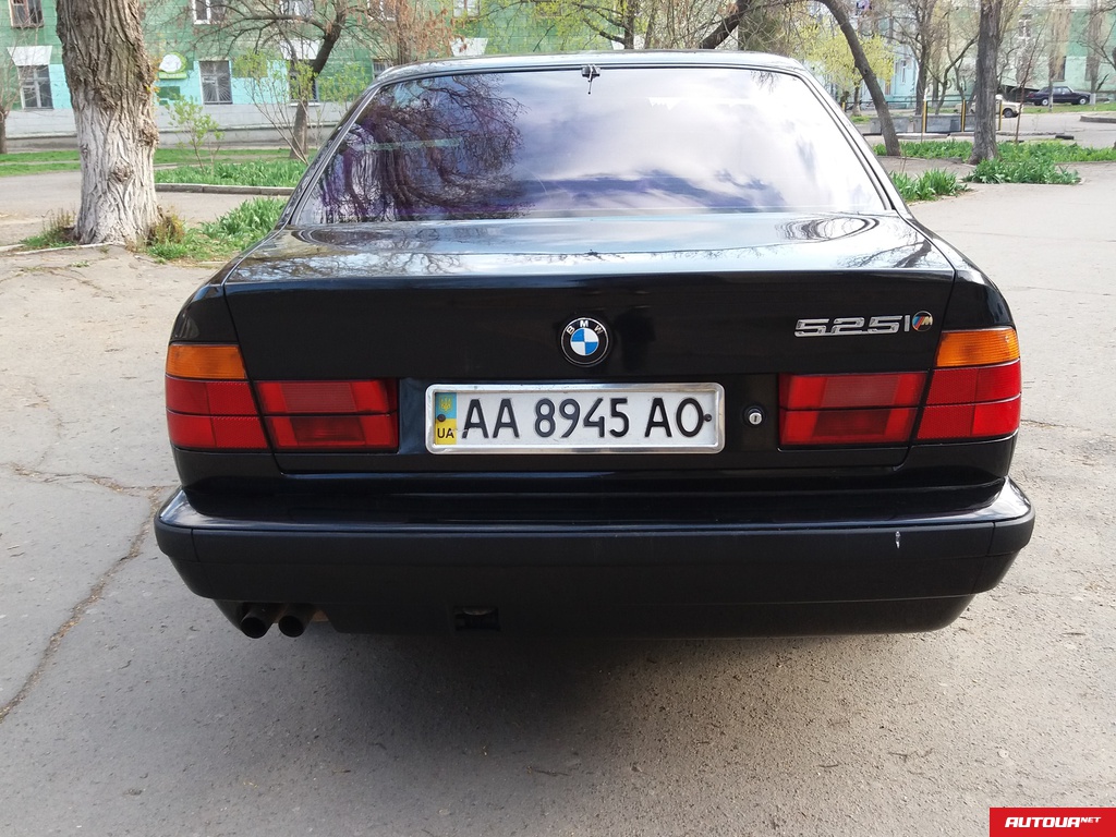 BMW 525  1989 года за 85 563 грн в Киеве