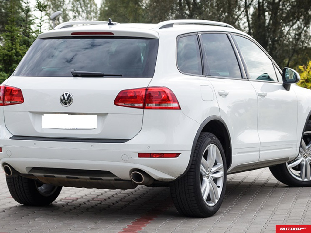 Volkswagen Touareg  2014 года за 1 128 221 грн в Киеве