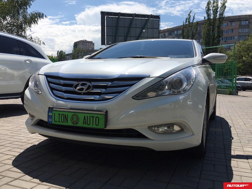 Hyundai Sonata LPI 2011 года за 286 642 грн в Одессе