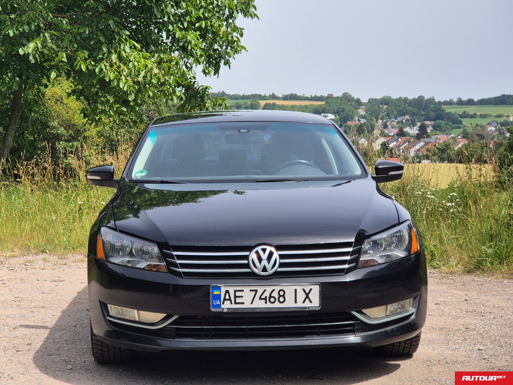 Volkswagen Passat 1.8 TSI AT (160 к.с.) 2014 года за 10 438 371 грн в Львове