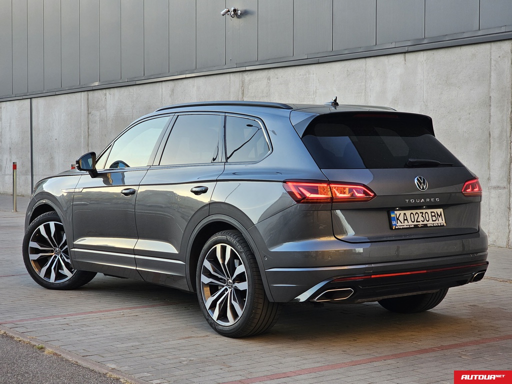 Volkswagen Touareg R-Line+Platinum 2020 года за 1 395 472 грн в Киеве