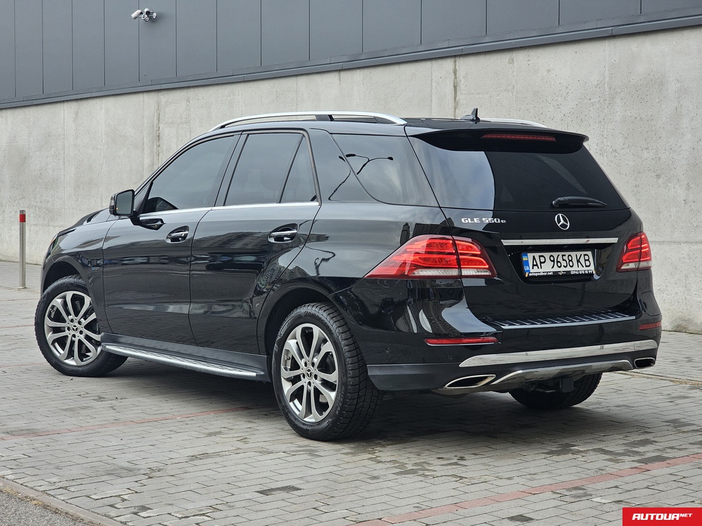 Mercedes-Benz GLE 500  2018 года за 1 005 738 грн в Киеве