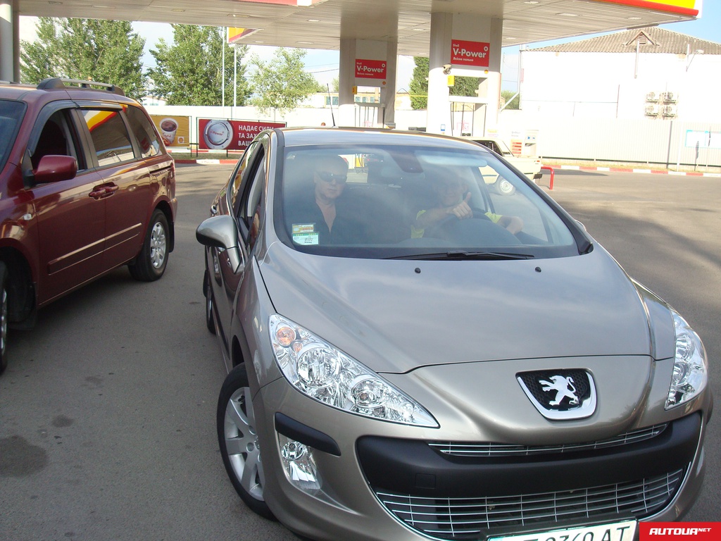 Peugeot 308 1.6 AT 2011 года за 485 885 грн в Херсне