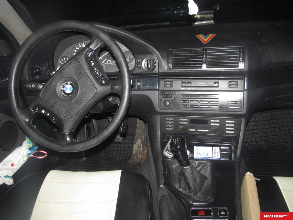 BMW 528i Люк , круиз контроль, климат контроль, бортовой компьютер,кондиционер,усилитель руля,эл. стеклоподъемники , 1996 года за 107 974 грн в Москве
