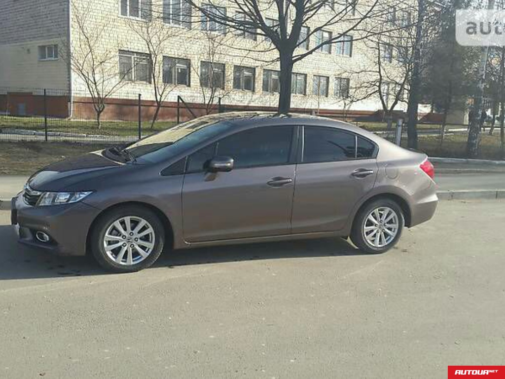 Honda Civic 1,8 АТ 2012 года за 386 008 грн в Черновцах