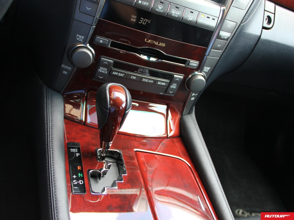 Lexus LS полная 2007 года за 809 808 грн в Киеве
